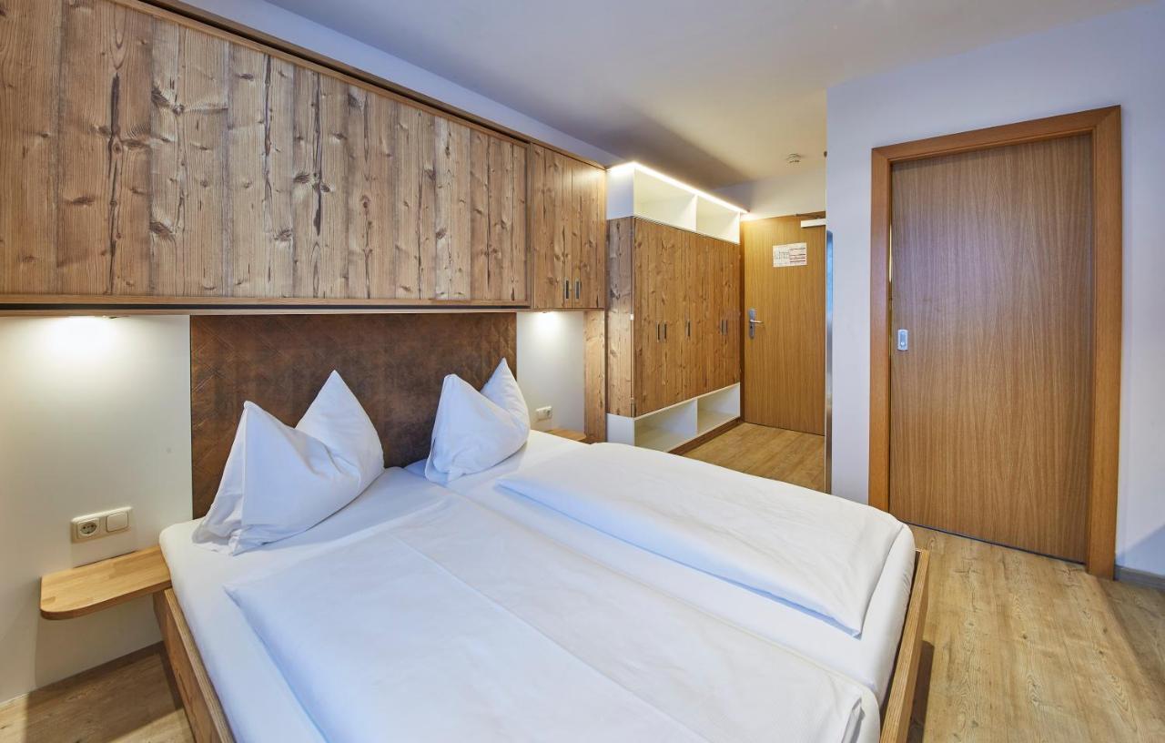 Am Mitteregghof Hotel *