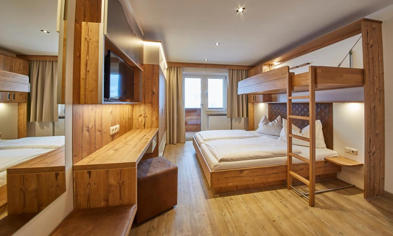 Am Mitteregghof Hotel *